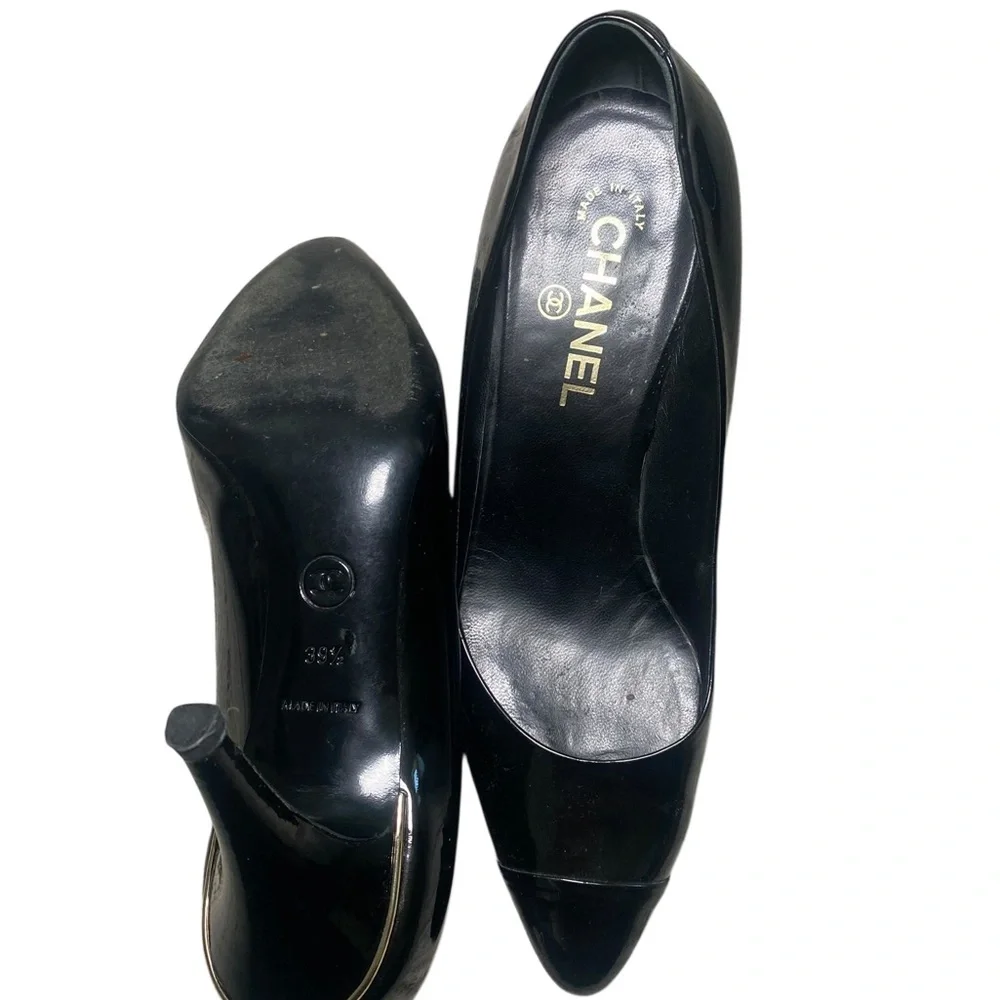 CHANEL Black Patent Leather Heels with Gold Accent size 39.5